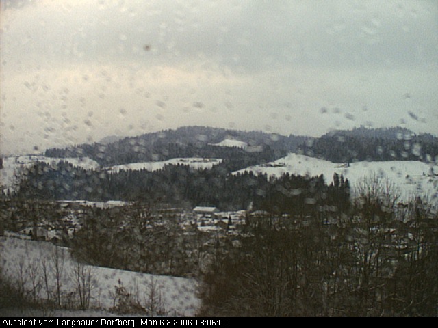 Webcam-Bild: Aussicht vom Dorfberg in Langnau 20060306-180500