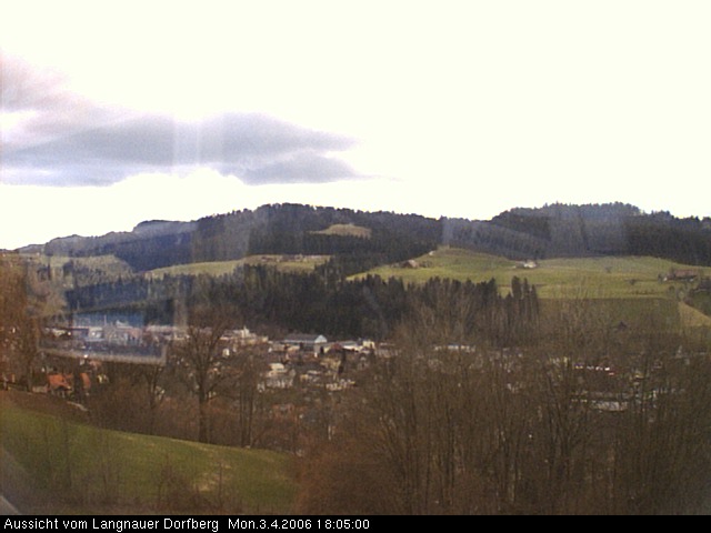 Webcam-Bild: Aussicht vom Dorfberg in Langnau 20060403-180500