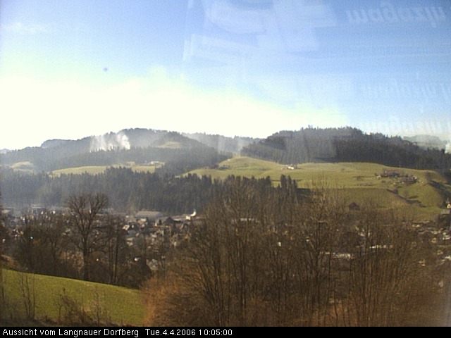 Webcam-Bild: Aussicht vom Dorfberg in Langnau 20060404-100500