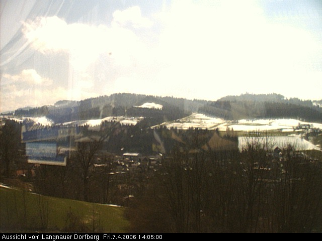 Webcam-Bild: Aussicht vom Dorfberg in Langnau 20060407-140500