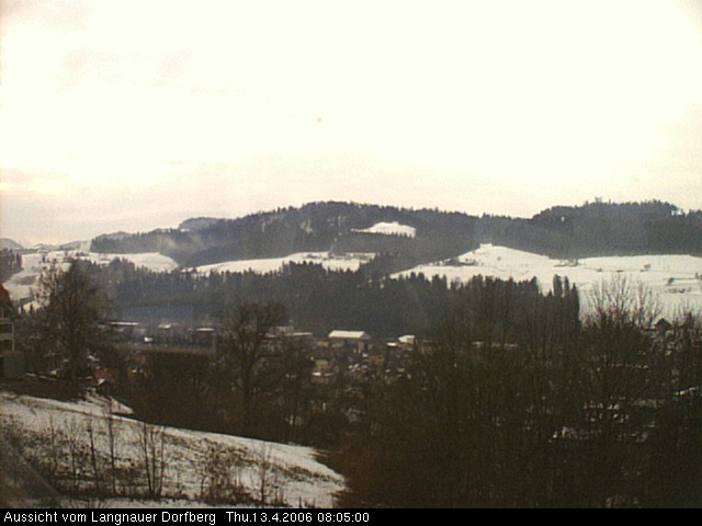 Webcam-Bild: Aussicht vom Dorfberg in Langnau 20060413-080500