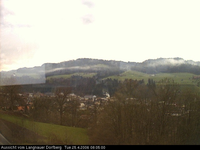 Webcam-Bild: Aussicht vom Dorfberg in Langnau 20060425-080500