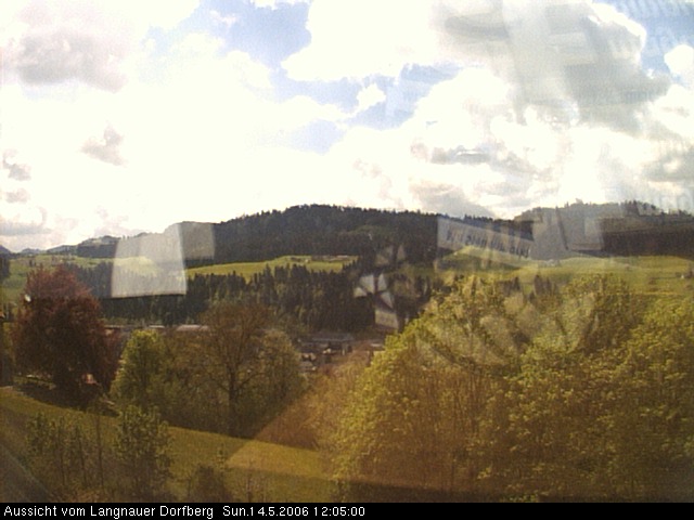 Webcam-Bild: Aussicht vom Dorfberg in Langnau 20060514-120500