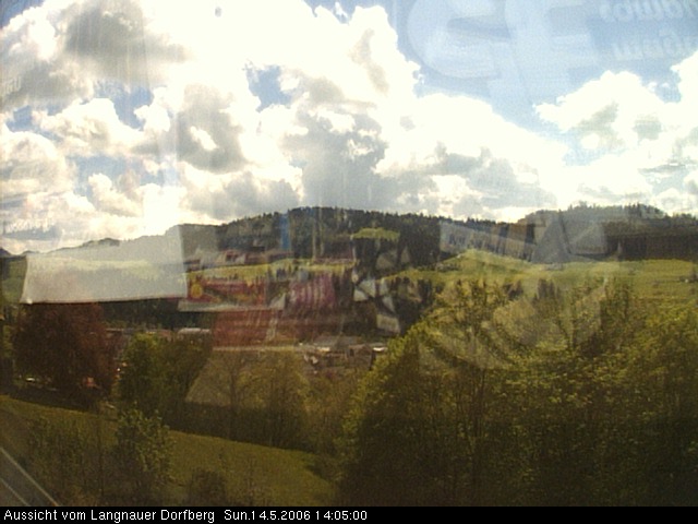 Webcam-Bild: Aussicht vom Dorfberg in Langnau 20060514-140500
