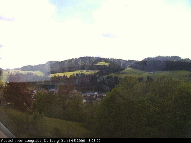 Webcam-Bild: Aussicht vom Dorfberg in Langnau 20060514-160500