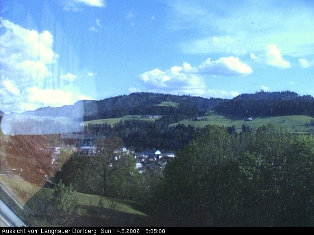 Webcam-Bild: Aussicht vom Dorfberg in Langnau 20060514-180500