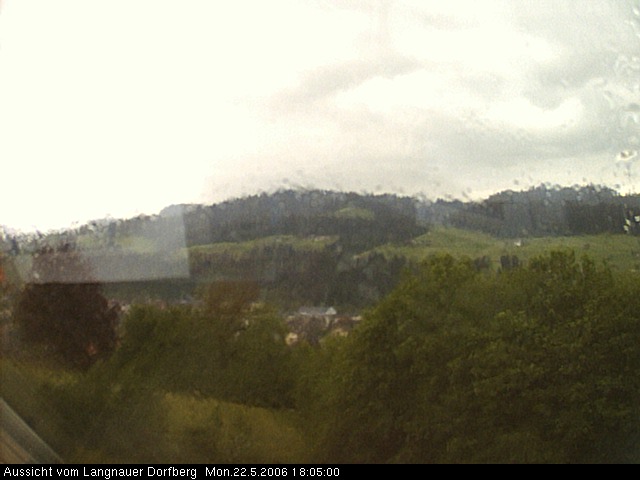 Webcam-Bild: Aussicht vom Dorfberg in Langnau 20060522-180500
