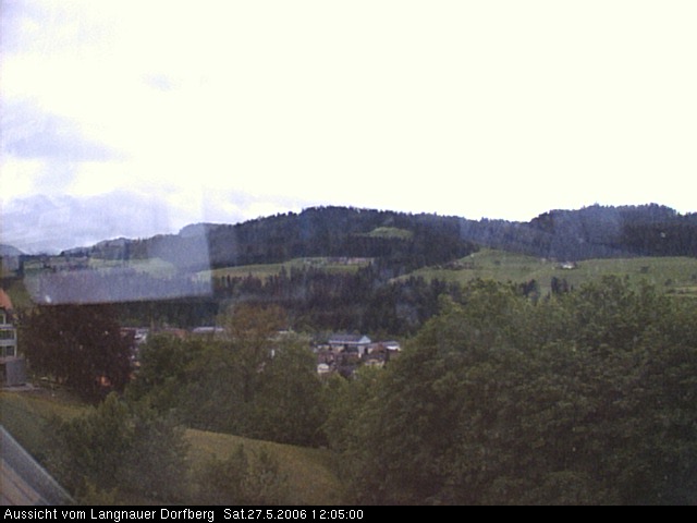 Webcam-Bild: Aussicht vom Dorfberg in Langnau 20060527-120500
