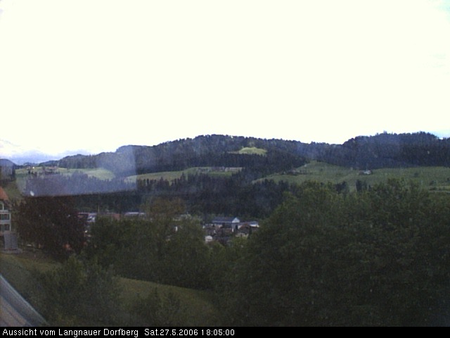 Webcam-Bild: Aussicht vom Dorfberg in Langnau 20060527-180500