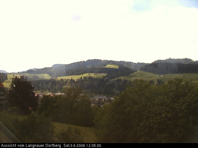 Webcam-Bild: Aussicht vom Dorfberg in Langnau 20060603-120500