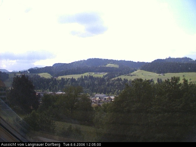 Webcam-Bild: Aussicht vom Dorfberg in Langnau 20060606-120500