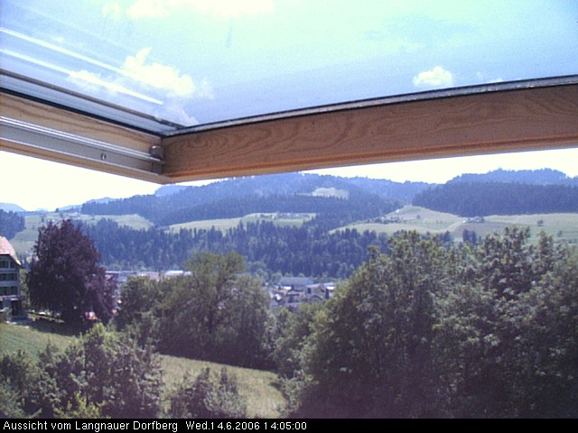 Webcam-Bild: Aussicht vom Dorfberg in Langnau 20060614-140500