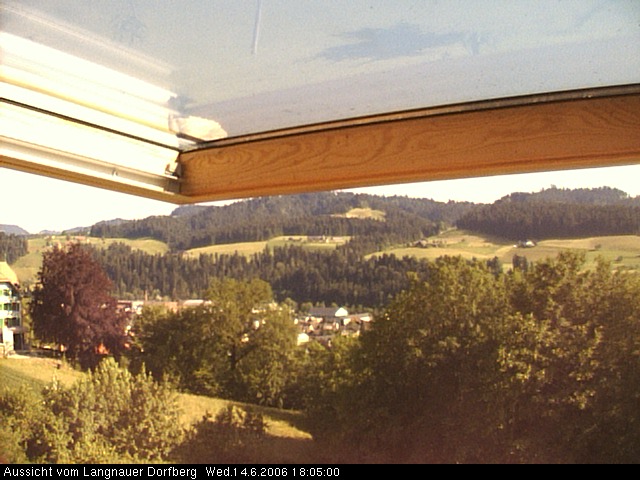 Webcam-Bild: Aussicht vom Dorfberg in Langnau 20060614-180500