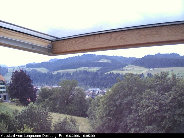 Webcam-Bild: Aussicht vom Dorfberg in Langnau 20060616-100500
