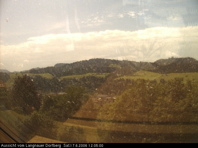 Webcam-Bild: Aussicht vom Dorfberg in Langnau 20060617-120500