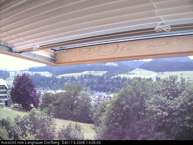 Webcam-Bild: Aussicht vom Dorfberg in Langnau 20060617-140500