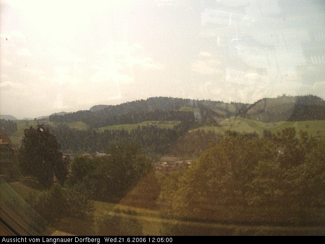 Webcam-Bild: Aussicht vom Dorfberg in Langnau 20060621-120500
