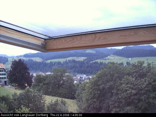 Webcam-Bild: Aussicht vom Dorfberg in Langnau 20060622-140500