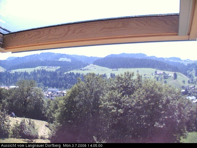 Webcam-Bild: Aussicht vom Dorfberg in Langnau 20060703-140500