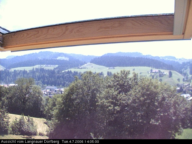 Webcam-Bild: Aussicht vom Dorfberg in Langnau 20060704-140500
