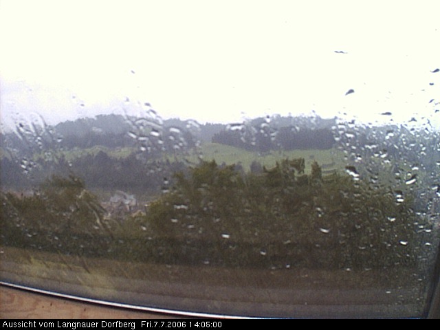Webcam-Bild: Aussicht vom Dorfberg in Langnau 20060707-140500