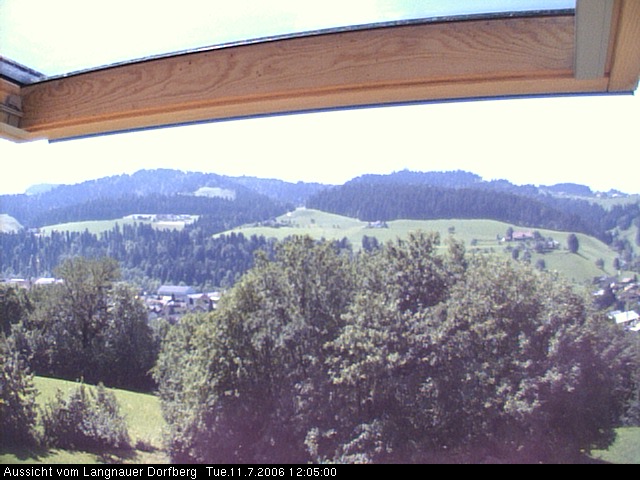 Webcam-Bild: Aussicht vom Dorfberg in Langnau 20060711-120500