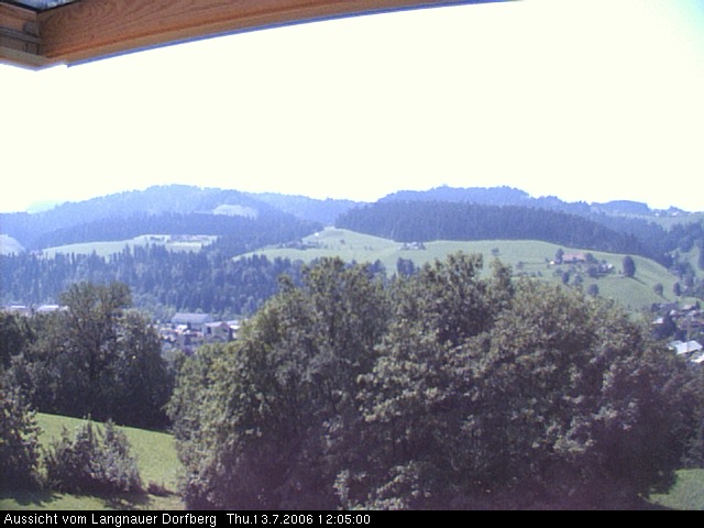 Webcam-Bild: Aussicht vom Dorfberg in Langnau 20060713-120500