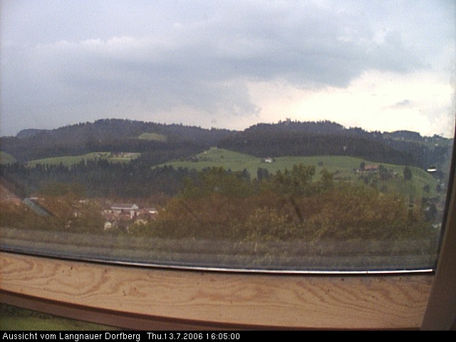 Webcam-Bild: Aussicht vom Dorfberg in Langnau 20060713-160500