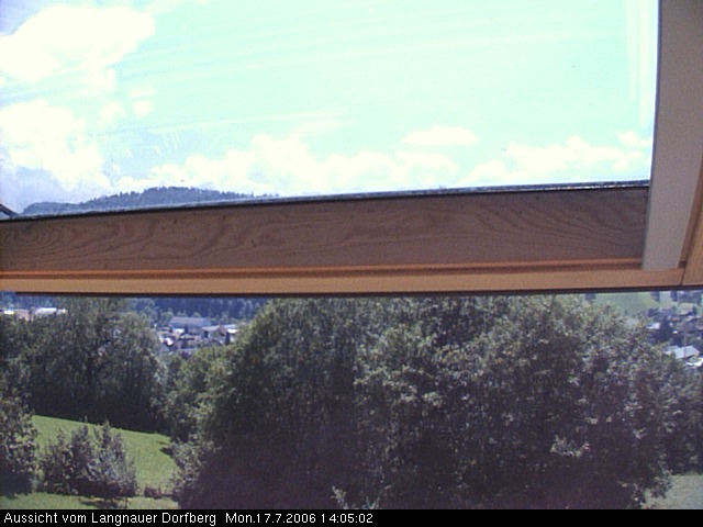 Webcam-Bild: Aussicht vom Dorfberg in Langnau 20060717-140501