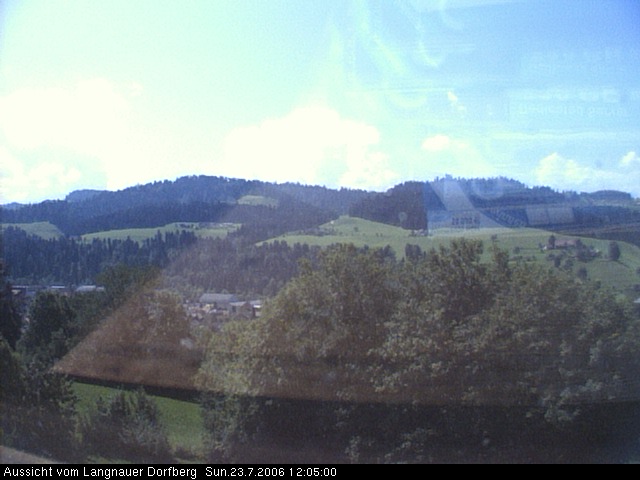 Webcam-Bild: Aussicht vom Dorfberg in Langnau 20060723-120500