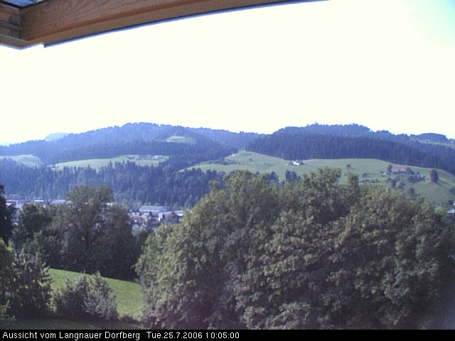 Webcam-Bild: Aussicht vom Dorfberg in Langnau 20060725-100500