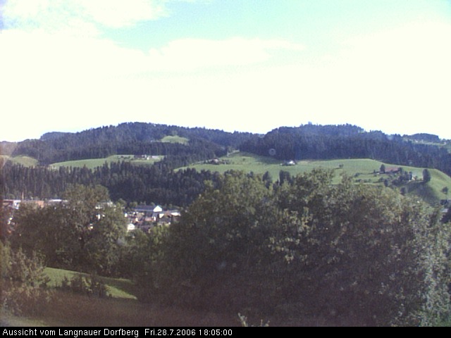 Webcam-Bild: Aussicht vom Dorfberg in Langnau 20060728-180500