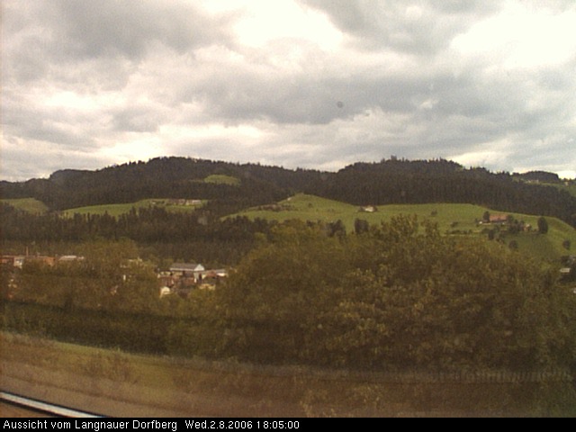 Webcam-Bild: Aussicht vom Dorfberg in Langnau 20060802-180500