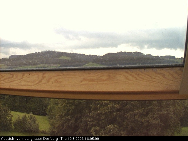 Webcam-Bild: Aussicht vom Dorfberg in Langnau 20060810-180500