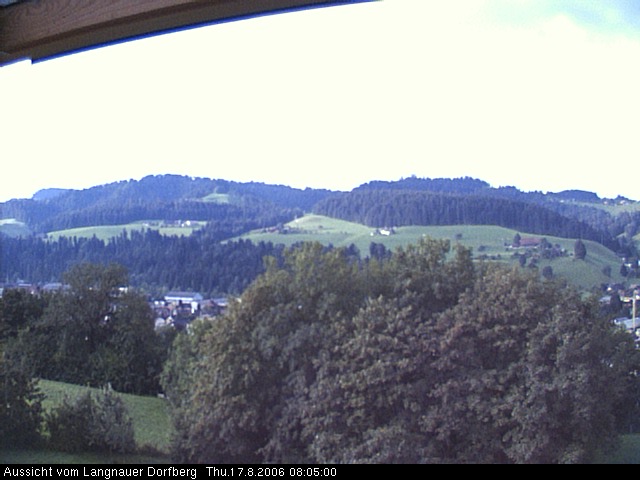 Webcam-Bild: Aussicht vom Dorfberg in Langnau 20060817-080500