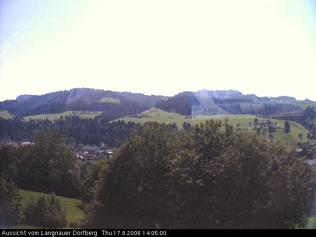 Webcam-Bild: Aussicht vom Dorfberg in Langnau 20060817-140500