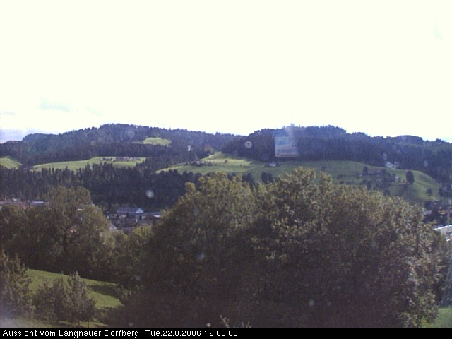 Webcam-Bild: Aussicht vom Dorfberg in Langnau 20060822-160500