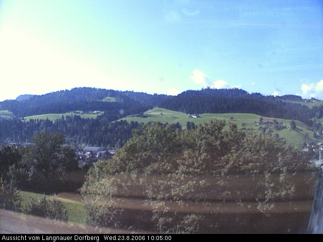 Webcam-Bild: Aussicht vom Dorfberg in Langnau 20060823-100500