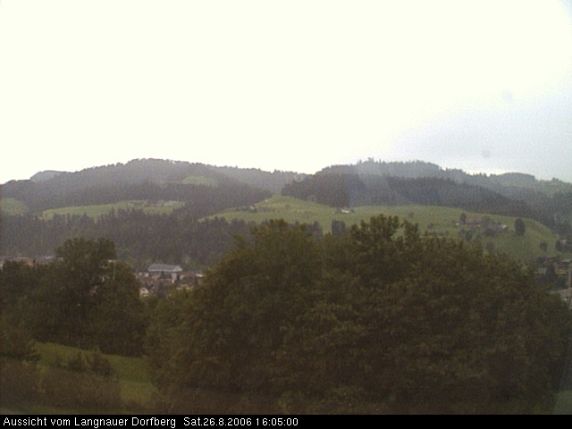 Webcam-Bild: Aussicht vom Dorfberg in Langnau 20060826-160500