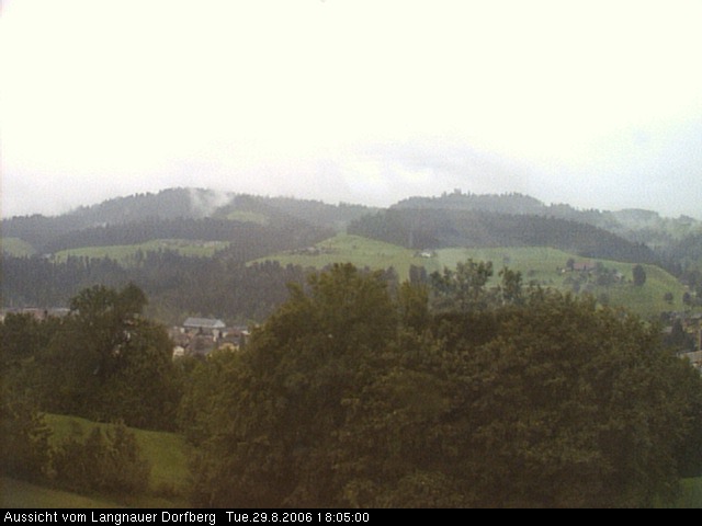 Webcam-Bild: Aussicht vom Dorfberg in Langnau 20060829-180500