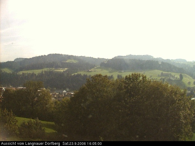 Webcam-Bild: Aussicht vom Dorfberg in Langnau 20060923-160500