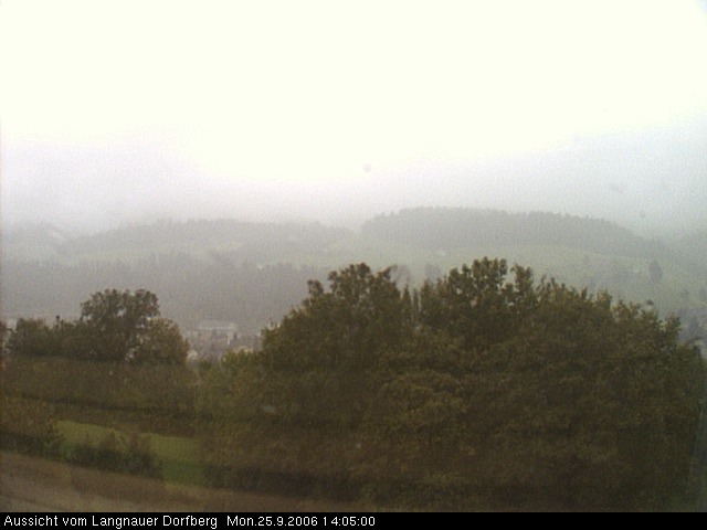 Webcam-Bild: Aussicht vom Dorfberg in Langnau 20060925-140500