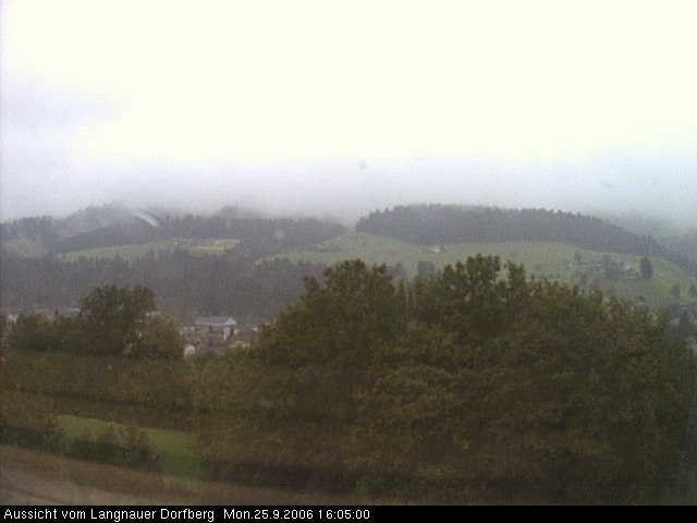 Webcam-Bild: Aussicht vom Dorfberg in Langnau 20060925-160500