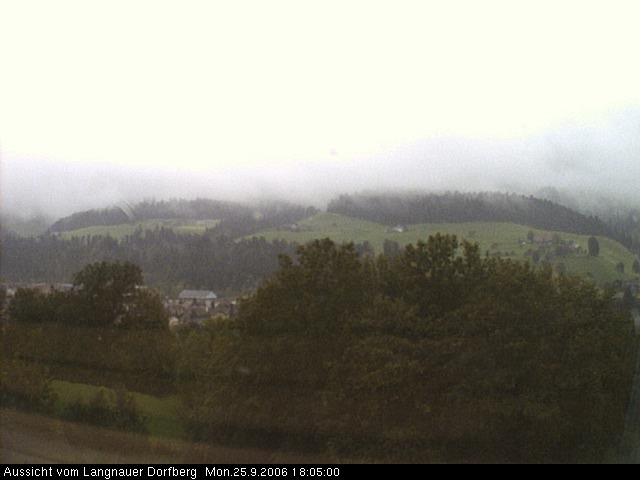 Webcam-Bild: Aussicht vom Dorfberg in Langnau 20060925-180500