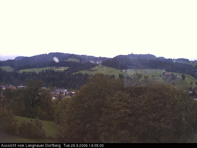Webcam-Bild: Aussicht vom Dorfberg in Langnau 20060926-180500