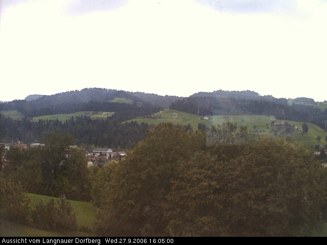 Webcam-Bild: Aussicht vom Dorfberg in Langnau 20060927-160500