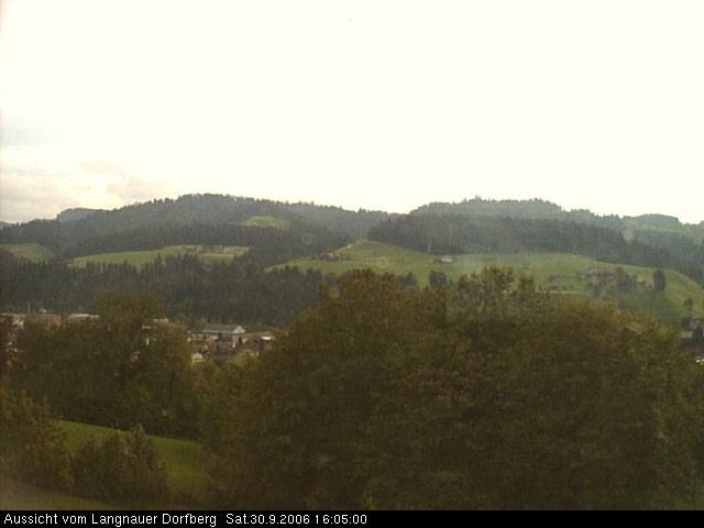 Webcam-Bild: Aussicht vom Dorfberg in Langnau 20060930-160500