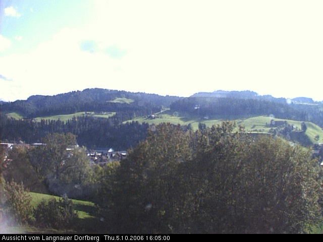 Webcam-Bild: Aussicht vom Dorfberg in Langnau 20061005-160500