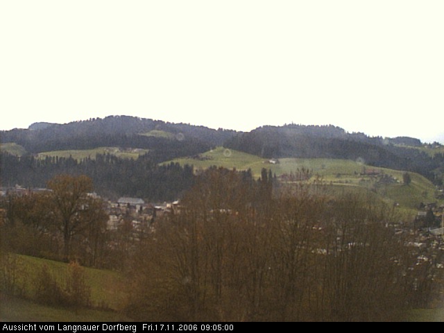 Webcam-Bild: Aussicht vom Dorfberg in Langnau 20061117-090500