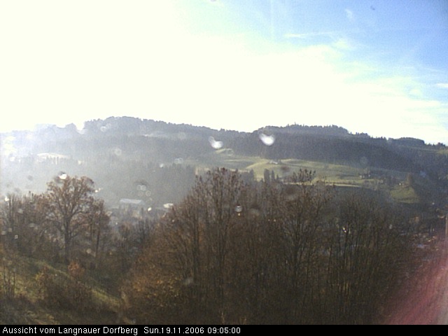 Webcam-Bild: Aussicht vom Dorfberg in Langnau 20061119-090500